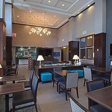 Hampton Inn & Suites Columbus/University Area
