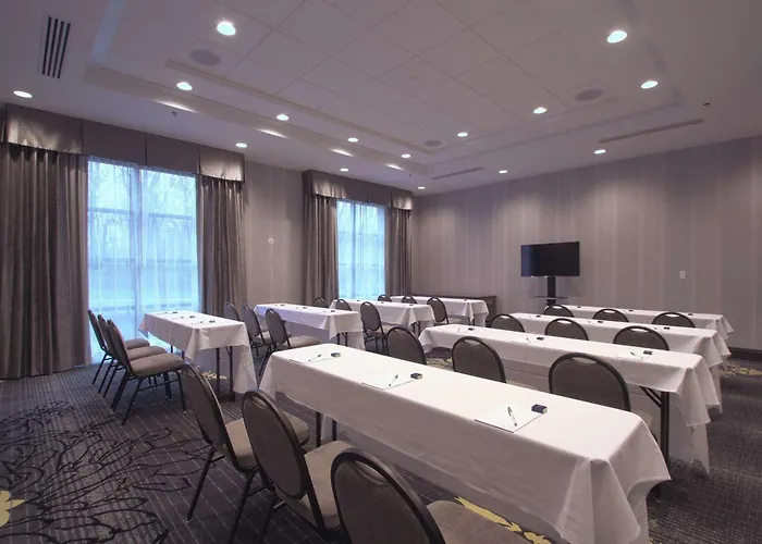 Hotel Hampton & Columbus/university Area 3*