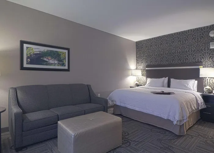 Hotel Hampton & Columbus/university Area