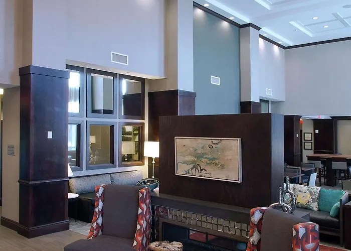 Hotel Hampton & Columbus/university Area