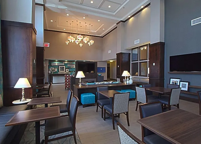 Hampton & Columbus/university Area Hotel
