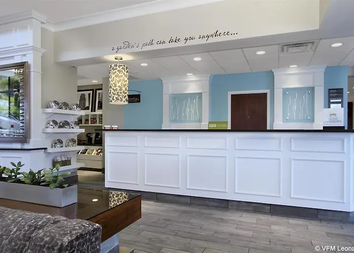 Hampton & Columbus/university Area Hotel 3*