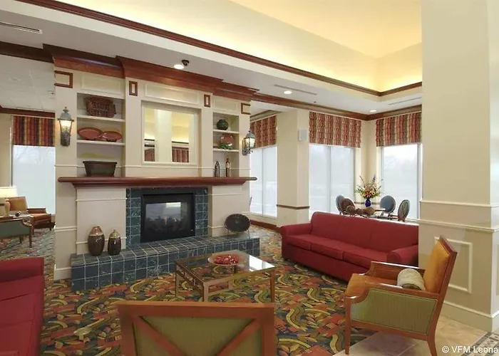 Hampton & Columbus/university Area Hotel 3*